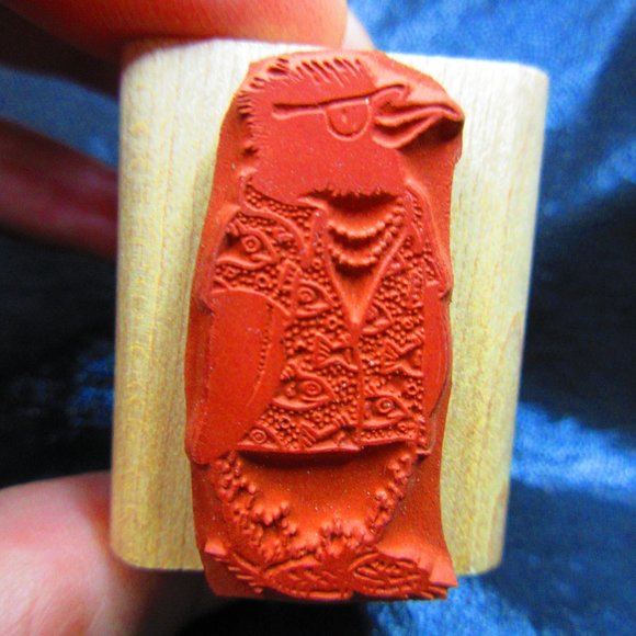 Penguin Rubber Wood Mounted Stamp 1.5" x 1.25" - Picture 2 of 3